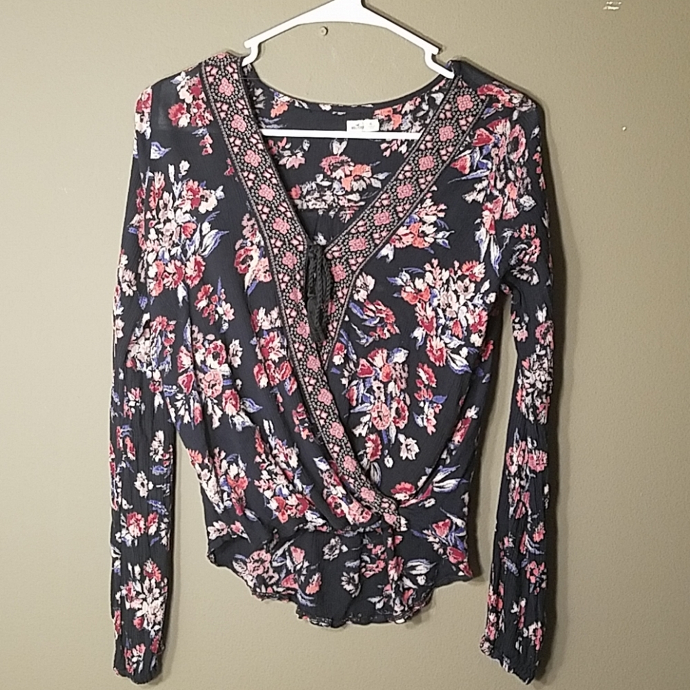 HOLLISTER SHIRT LONG SLEEVE